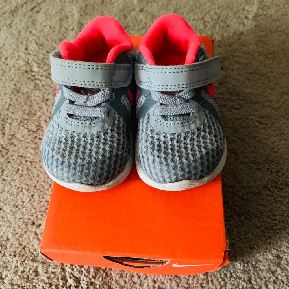 Infant Nike’s